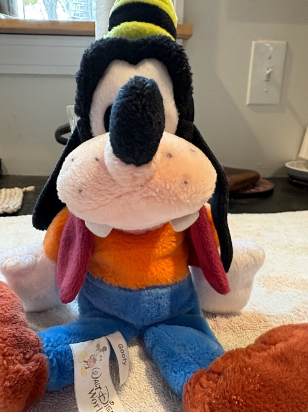Vintage Disney Plush Goofy  Rare Yellow Hat 13 inches - Picture 5 of 9